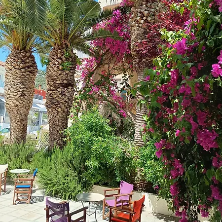 Stella's Apartahotel Tolón