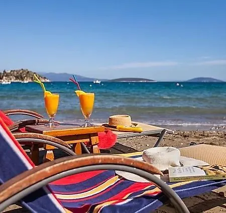 Stella's Aparthotel 3*