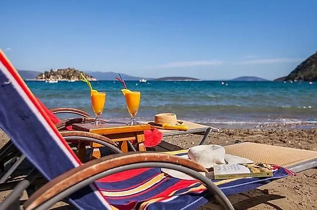 Stella's Aparthotel 3*